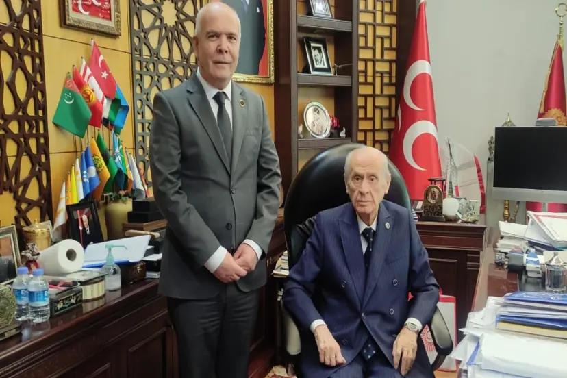 Ankara'da Dikkat Çeken Görüşme! Eskişehir MHP İl Başkanı İsmail Candemir, Bahçeli’nin Yanındaydı!