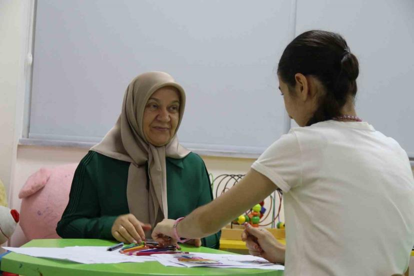 Eskişehir’de Koruyucu Aileden Örnek Sevgi: Ayşe ile 11,5 Yıllık Mutlu Yaşam