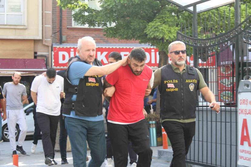 Parkta Çıkan Çatışmada 4 Kişi Tutuklandı