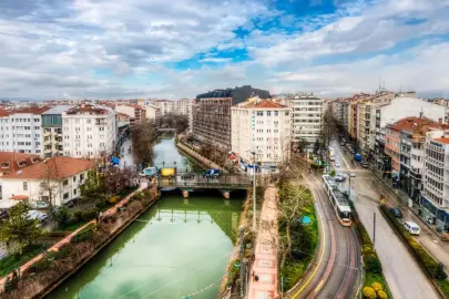 Vali Hüseyin Aksoy Açıkladı: Eskişehir’de Suç İstatistikleri Şaşkına Çevirdi!