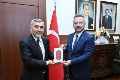 Eskişehir Valisi Hüseyin Aksoy, müftülük heyetini makamında kabul etti