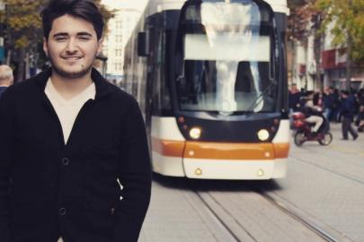 GENÇ ADAM TRAFİK KAZASINDA HAYATINI KAYBETTİ!