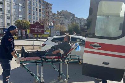 Arkadaşını bıçakladı, olay yerinde polisi bekledi