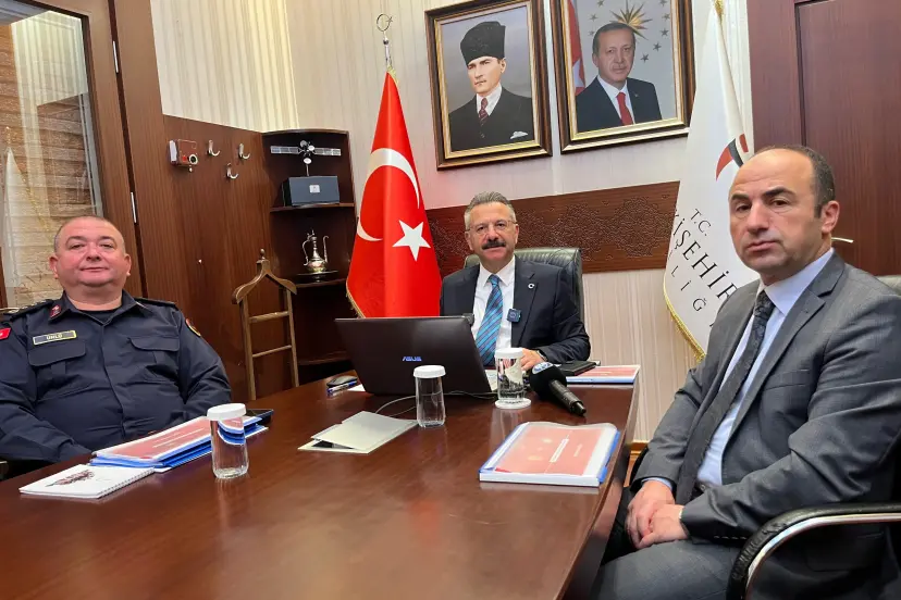 ESKİŞEHİR’İN SUÇ ORANLARI DÜŞÜYOR! VALİ AKSOY’DAN GÜVENLİK RAPORU!