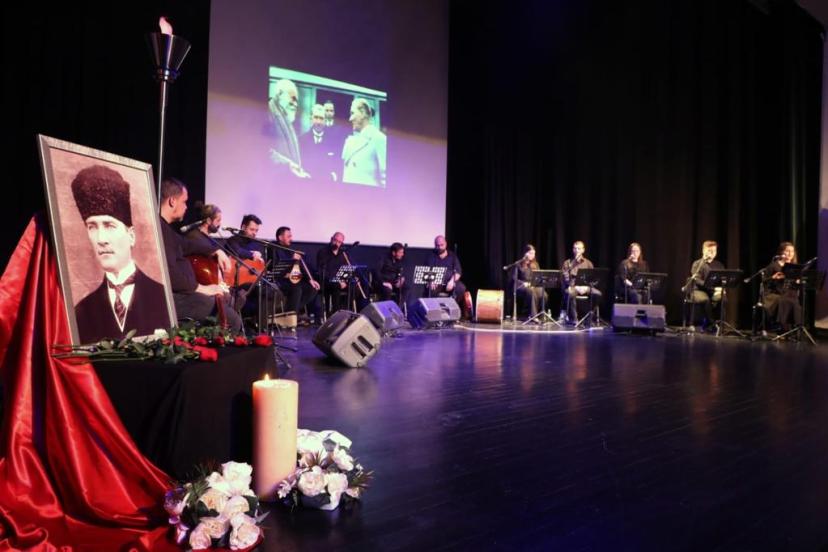 10 Kasım’da Duygu Dolu Gece: “Senin Sayende…” Sahne Alıyor