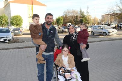 Anne Kızını Her Gün Kucağında Taşıyor: Eskişehir’de ‘Asansör’ İsyanı