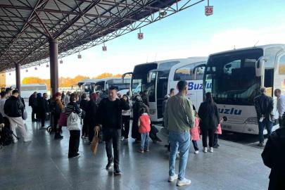 ESKİŞEHİR OTOGARI TATİL YOĞUNLUĞU YAŞIYOR!