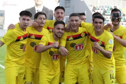 Hakan Şapcı'ya Çifte Moral: Kaptan da Antrenmanlara Başladı!