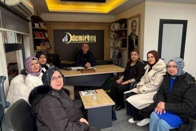 Milletvekili Demir, Kütahya Koruyucu Aile Derneği yönetimini ağırladı