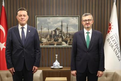 Nebi Hatipoğlu, İletişim Başkanı Duran ile Görüştü: “Faydalı Bir Buluşma Oldu”