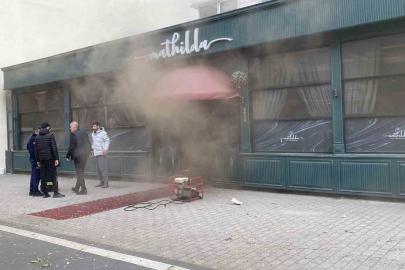 Otelde yangın paniği: 152 kişi tahliye edildi