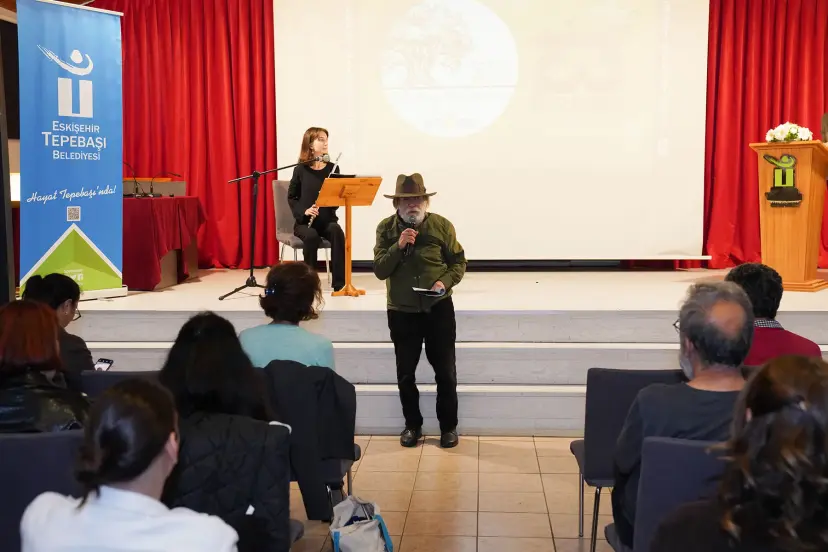 Uluslararası Şiir Buluşması'nın İkinci Gününde Gündem: Direniş, Hafıza ve Eskişehirspor!