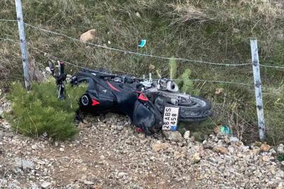 Bilecik’te kontrolden çıkan motosiklet köprüden aşağı uçtu