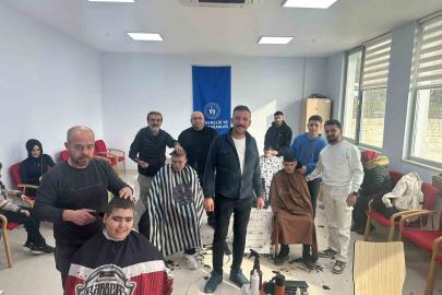 Engelli çocukların yüzleri güldü