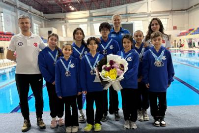 Eskişehir artistik yüzmede zirveye çıktı