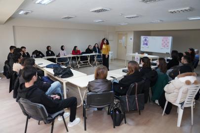 Gençlere Yönelik Farklı Alanlarda Atölyeler Yapıldı