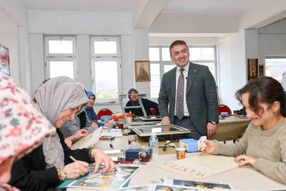 Vali Sözer "Halk eğitimi faaliyetleri toplumsal kalkınmaya da önemli katkılar sunuyor"