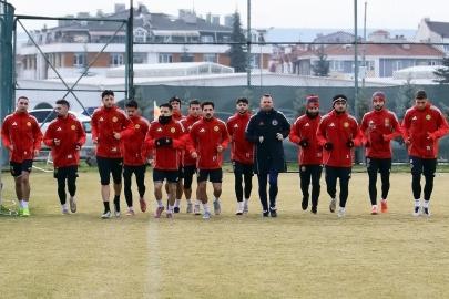 Altay’da, hedef 3 puan