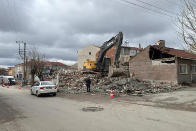 Eskişehir’de Tepki Çeken Görüntüler! Serhat Tunç'tan Büyükşehir’e İstifa Çağrısı!