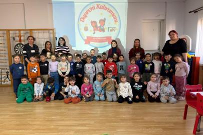 Minikler Deprem Kahramanı Rozetiyle Bilinçlendi