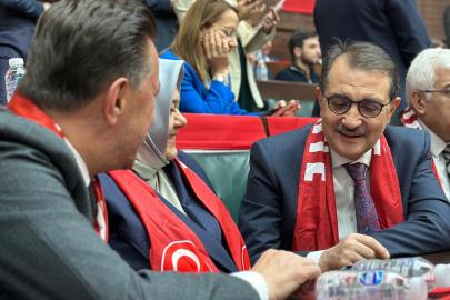 Milli Takım Galibiyeti AK Parti Grubunu Ateşledi: Eskişehir Milletvekillerinin Mutlu Günü