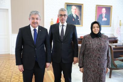 Sağlık Bakanı Memişoğlu Eskişehir’den Gelen Talepleri Dinledi