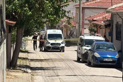 Geri Geri Gelen Aracın Çarptığı 86 Yaşındaki Kadın Hayatını Kaybetti