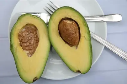 Avokado Obezlerde Kalp Riskini Azaltıyor