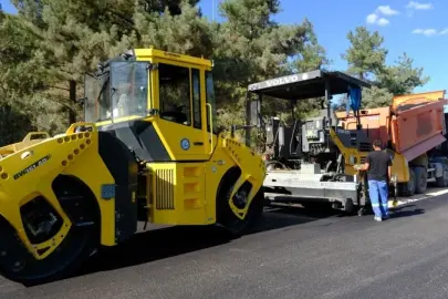 Eskişehir’de Yol Bakım Çalışması: Cadde Araç Trafiğine Kapatıldı!