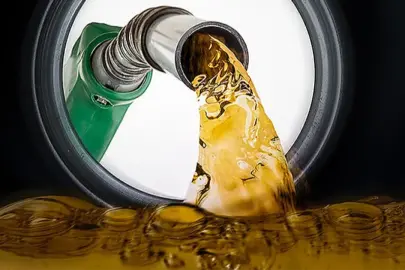 Akaryakıtta Son Durum: Benzinin litresine büyük artış geliyor