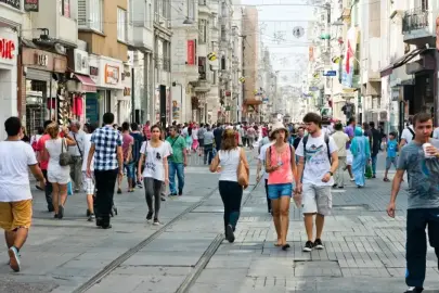 Türkiye'de Çocukların Oranı Azaldı, Yaşlılar Zirvede