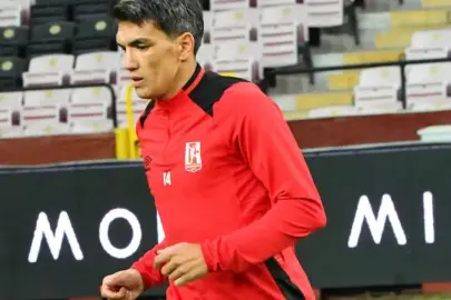 Akın Akman bu kez Eskişehirspor’a rakip oldu