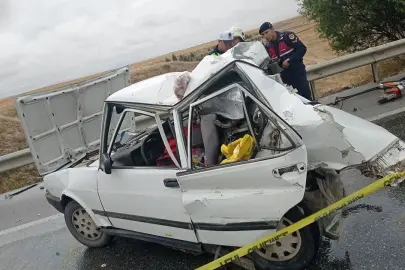 Eskişehir Beylikova Sapağında Feci Kaza: 2 Can Kaybı Var