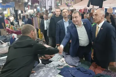 MHP Eskişehir teşkilatı Sarıcakaya panayırında esnafla buluştu