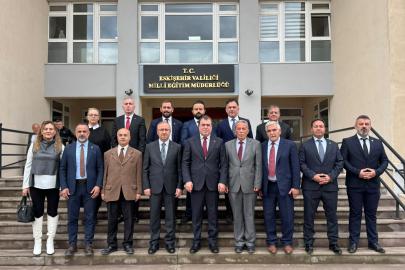 MHP Eskişehir İl Başkanı Ayhan Sezer’den İl Millî Eğitim Müdürü Sinan Aydın’a Ziyaret